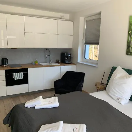 Amira W Kompleksie Piano *