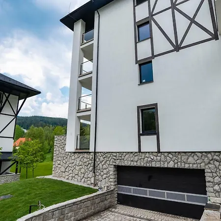 Amira W Kompleksie Piano Świeradów-Zdrój