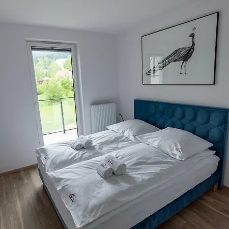 Amira W Kompleksie Piano