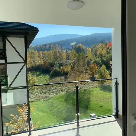 Amira W Kompleksie Piano Apartment Swieradow-Zdroj