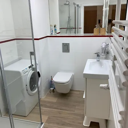 Amira W Kompleksie Piano *