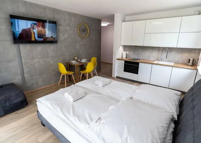 Amira W Kompleksie Piano *