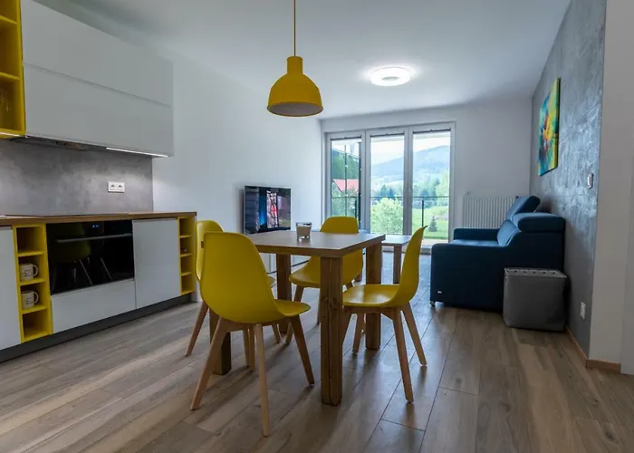 Amira W Kompleksie Piano