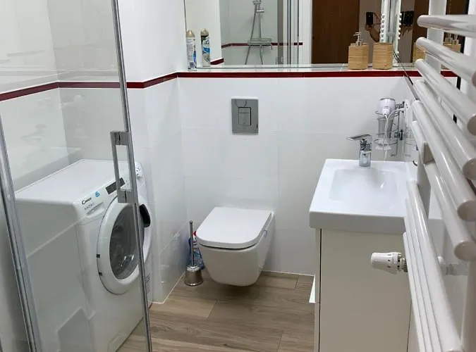 Amira W Kompleksie Piano *